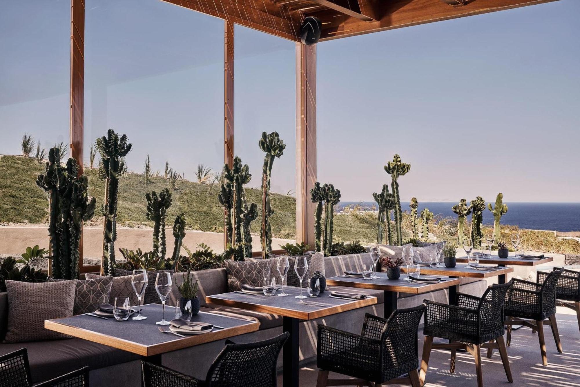Magma Santorini, In The Unbound Collection By Hyatt 5* Vourvoulos