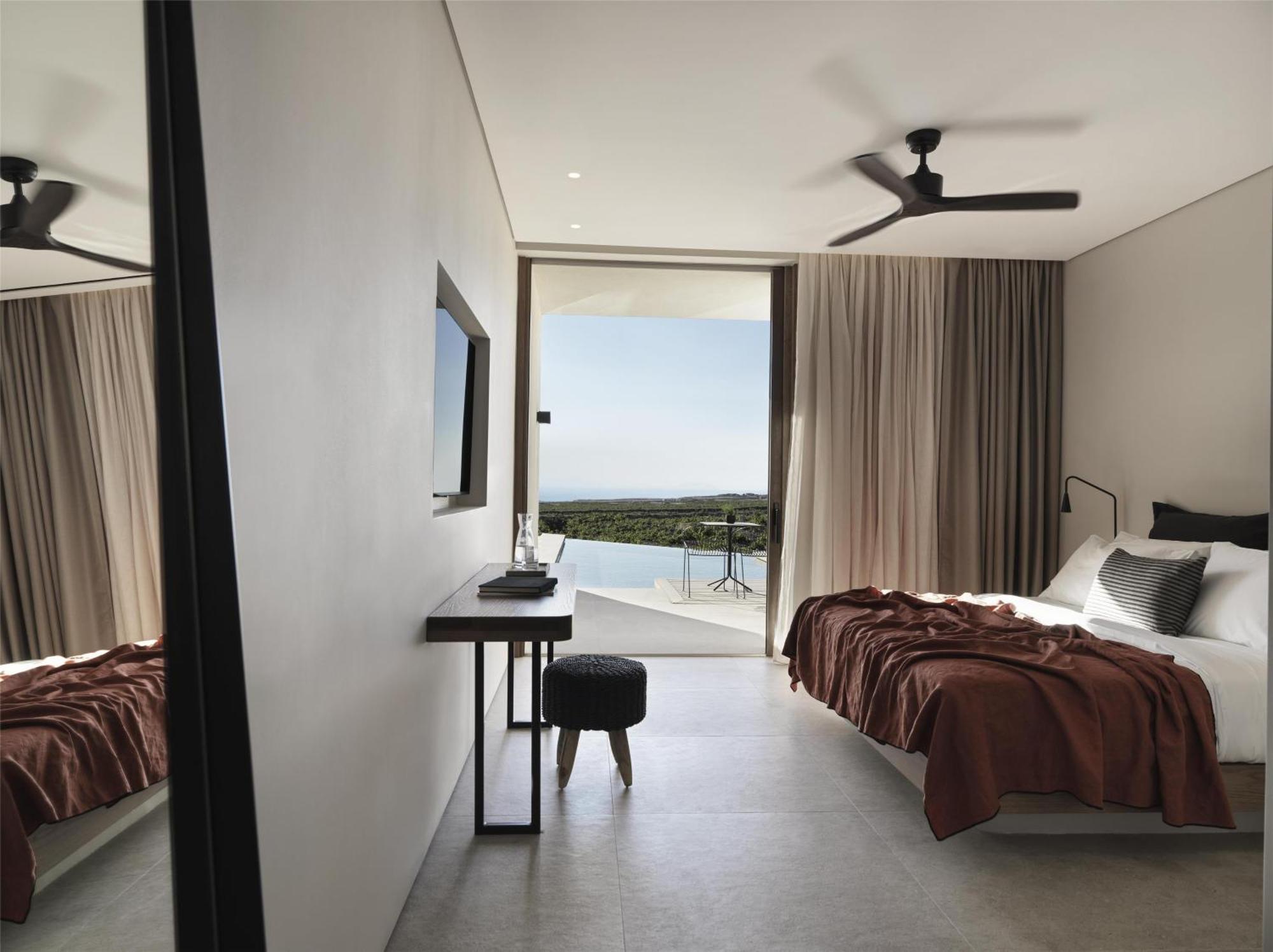 Magma Santorini, In The Unbound Collection By Hyatt Resort 5*